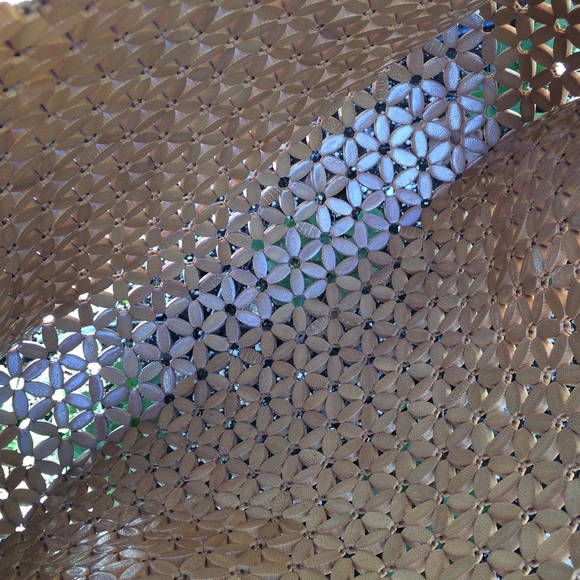 Wooden handbag Donated - Picture 5 of 6